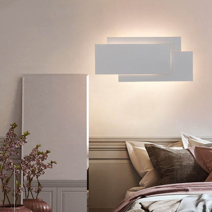 StackGlow – Applique murale LED moderne en couches