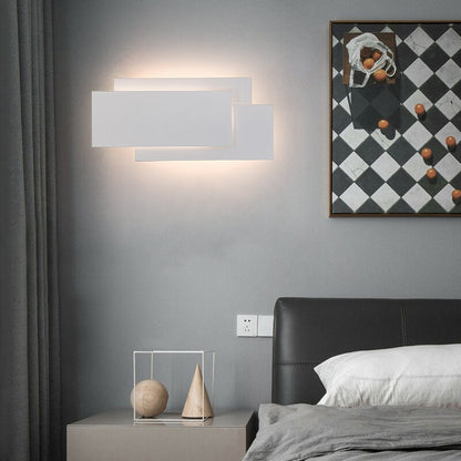 StackGlow – Applique murale LED moderne en couches