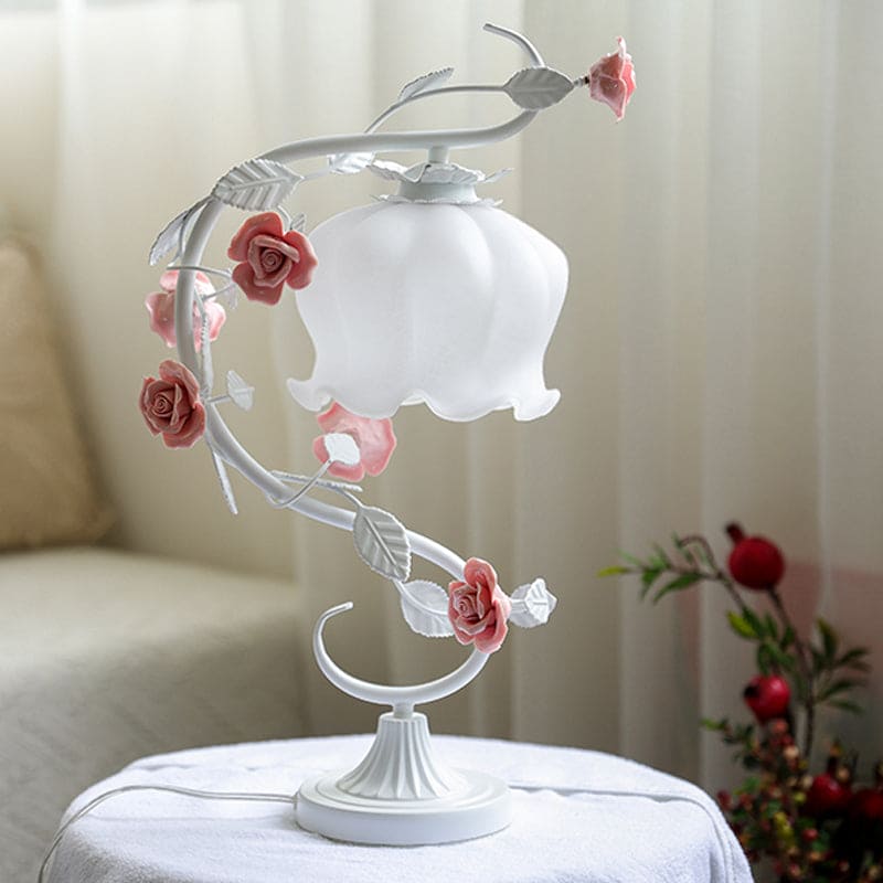 FloraRose – Lampa stołowa w stylu pastoralnym