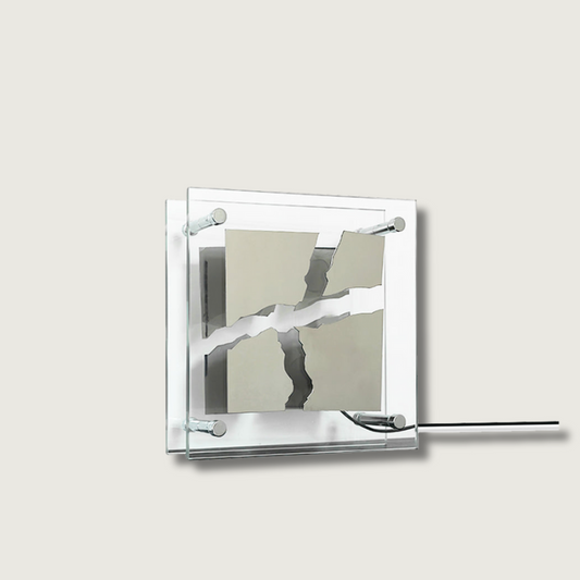 RadiantCube – Lampada da Tavolo in Vetro Artistico Quadrata
