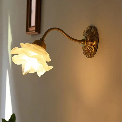 BloomLume – Vintage Flower Glass Wall Light