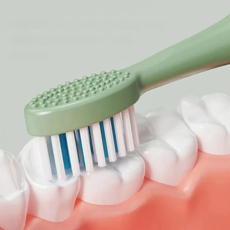 CleanFlex - Non-Rechargeable Sonic Toothbrush for a Fresh Smile