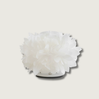 LeafGlow – Lampada da Tavolo Contemporanea con Accento a Petali Floreali