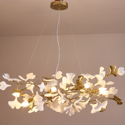 NatureGlow – Elegant Ginkgo Leaf Pendant