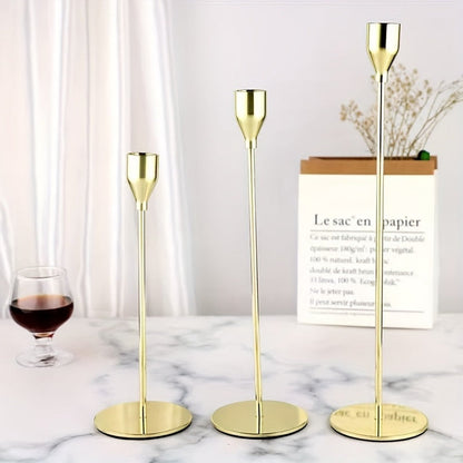MajesticFlicker – Sophisticated Black and Gold Candelabra Set for Elegant Events