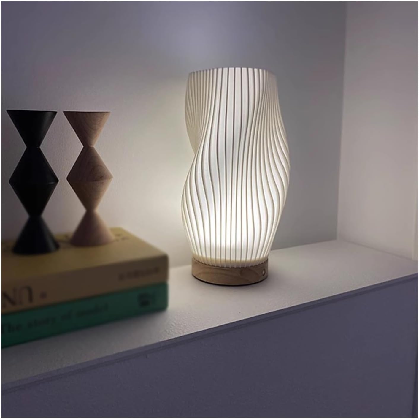 CalmGlow – Elegante Wave-Tischlampe