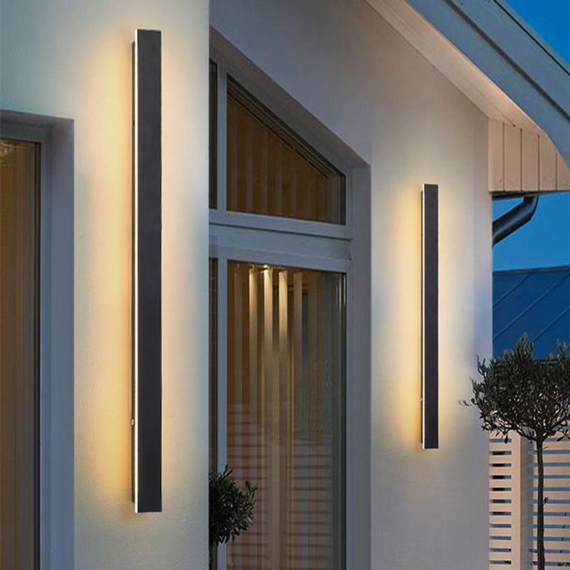 MetalGlow – Contemporary LED Wall Light for Outdoors