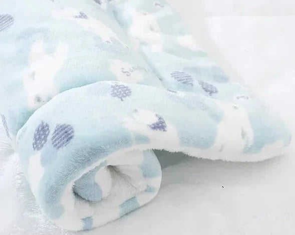 Variant image for Ultra Soft Cat Blanket – Cozy Flannel Blanket with Cats, Hypoallergenic and Machine Washable, Perfect for All Cats-49