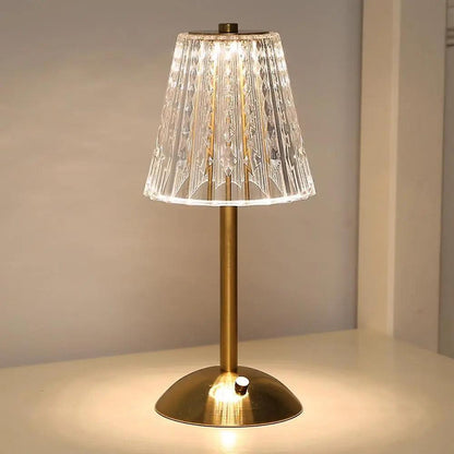 CrystalLuxe - Vintage Table Lamp with Elegant Shine