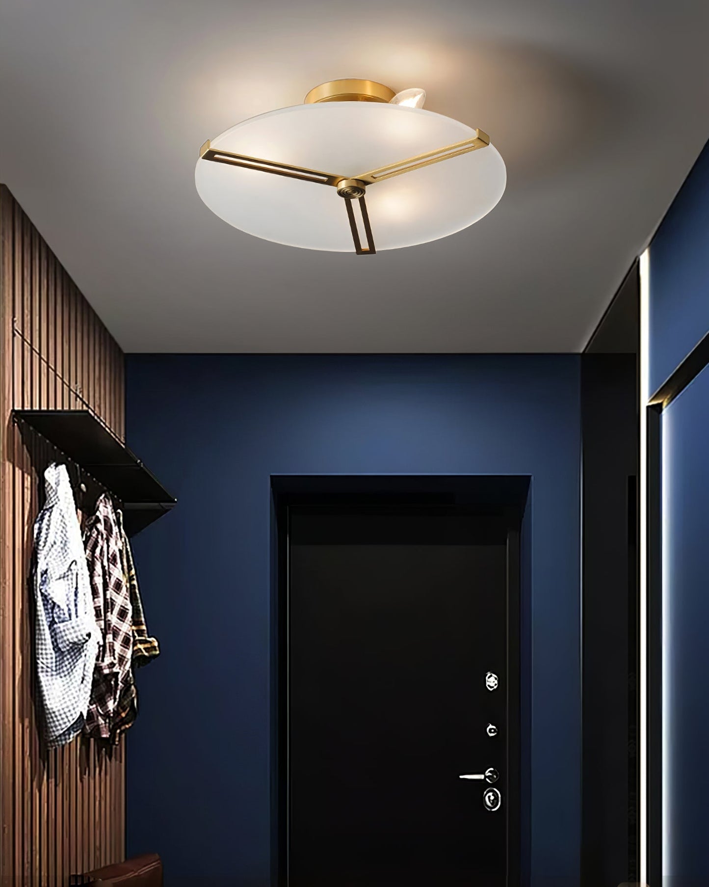 LuxeContempo - Ceiling Light with Sleek Modern Style and Subtle Illumination