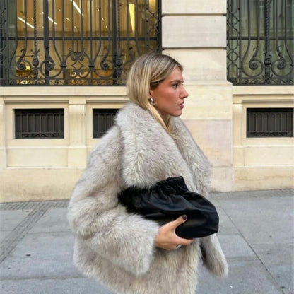 ArcticGrace - Luxurious and Eco-Friendly Faux Fur Jacket for Elegant Warmth