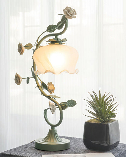 CurvaLight - Table Lamp with Smooth Curve and Simple Flat Base