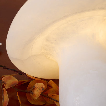 LuminousMushroom - Stylish Alabaster Lamp