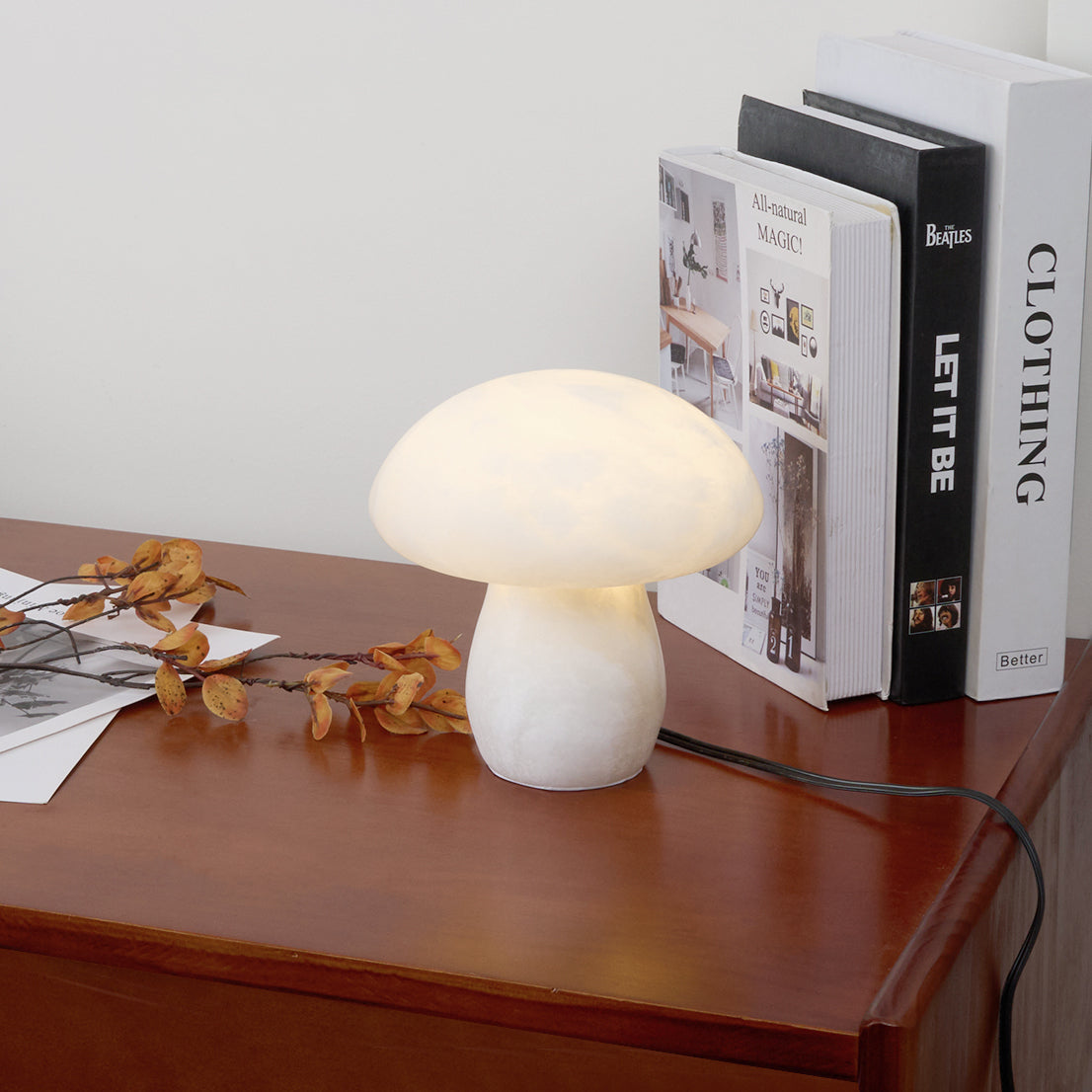 LuminousMushroom - Stylish Alabaster Lamp