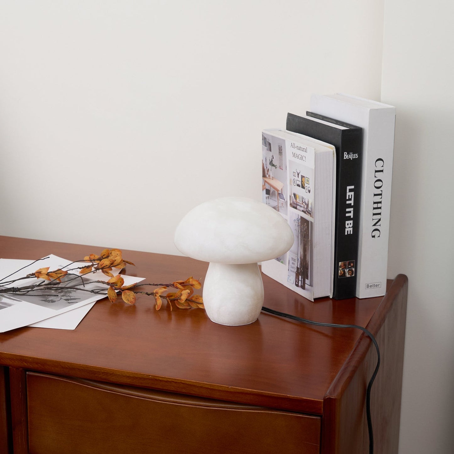 LuminousMushroom - Stylish Alabaster Lamp