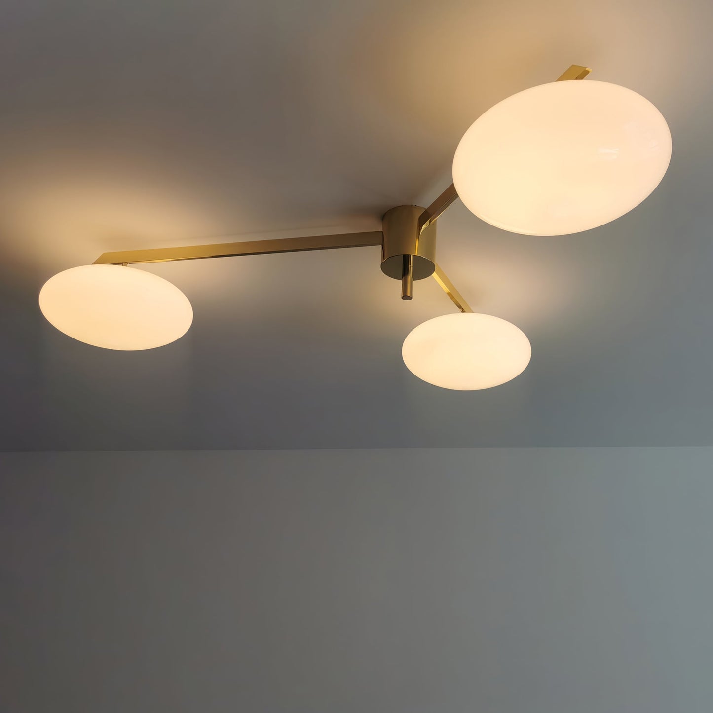 RayLux - Illuminazione da Soffitto