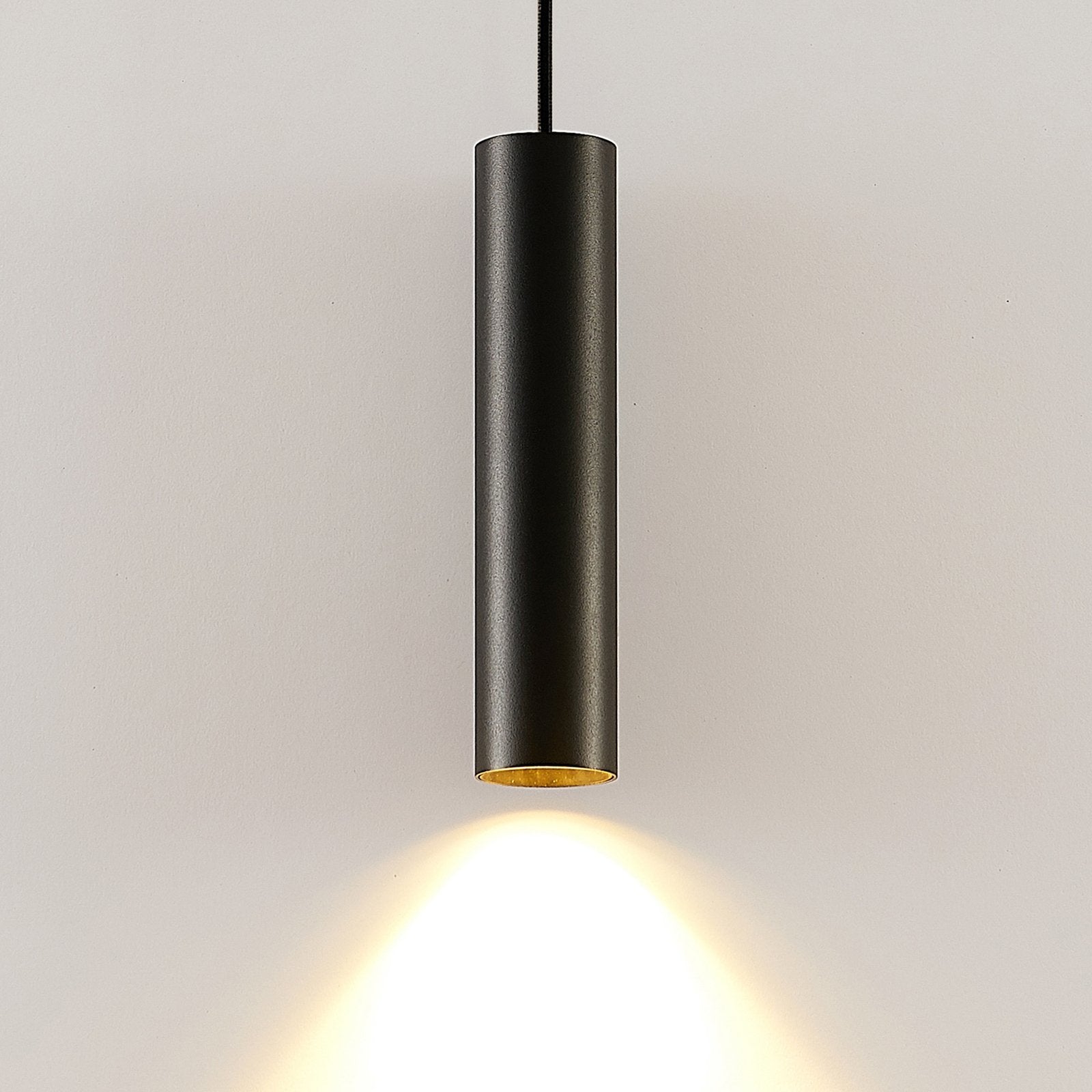 AluminaGlow | Modern Black Aluminum Pendant Light for Kitchen Island 0