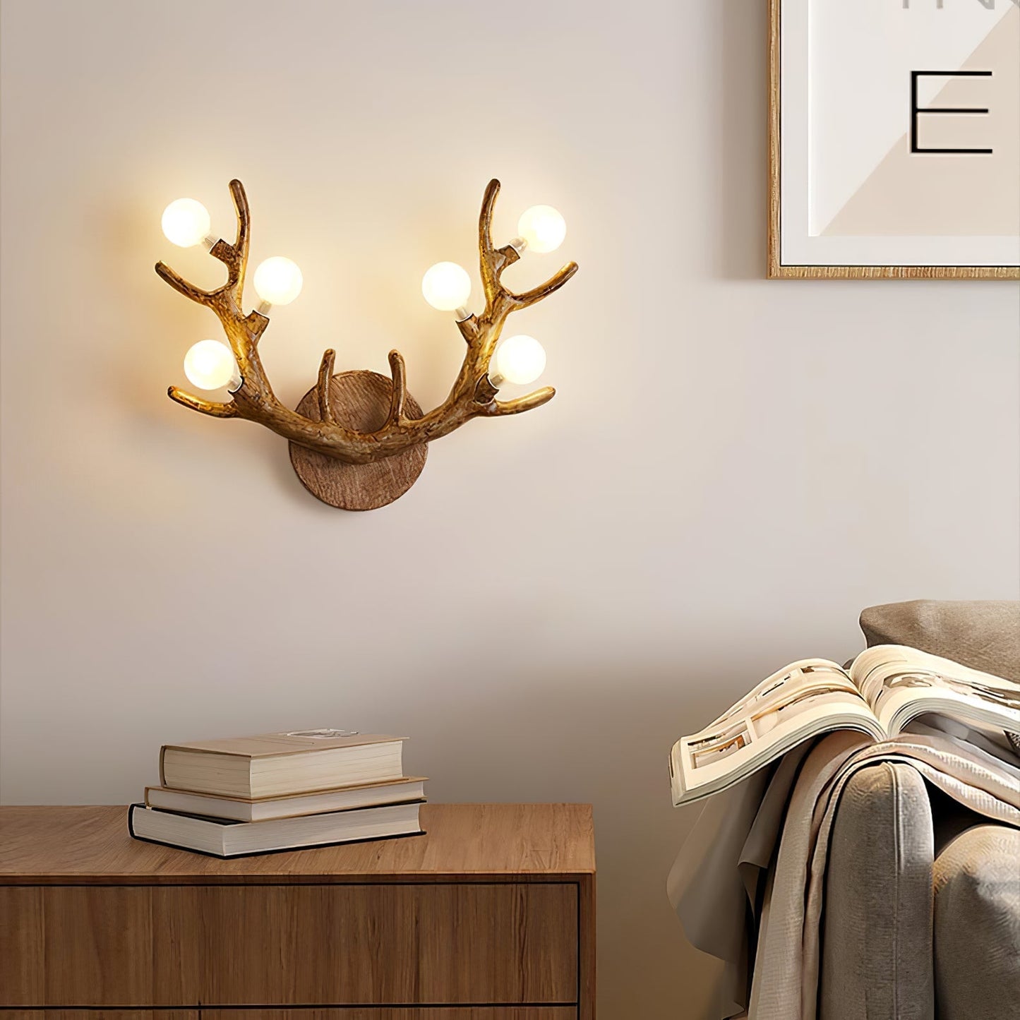 WoodLuxe – Elegancka Lampa Ścienna w Kształcie Jelenia dla Miłośników Natury