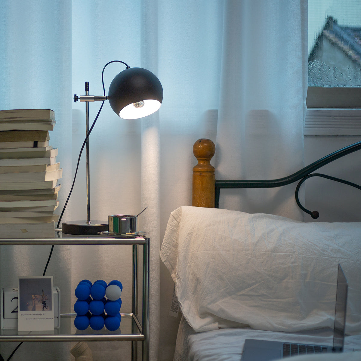 PivotGlow – Lampada da scrivania moderna regolabile