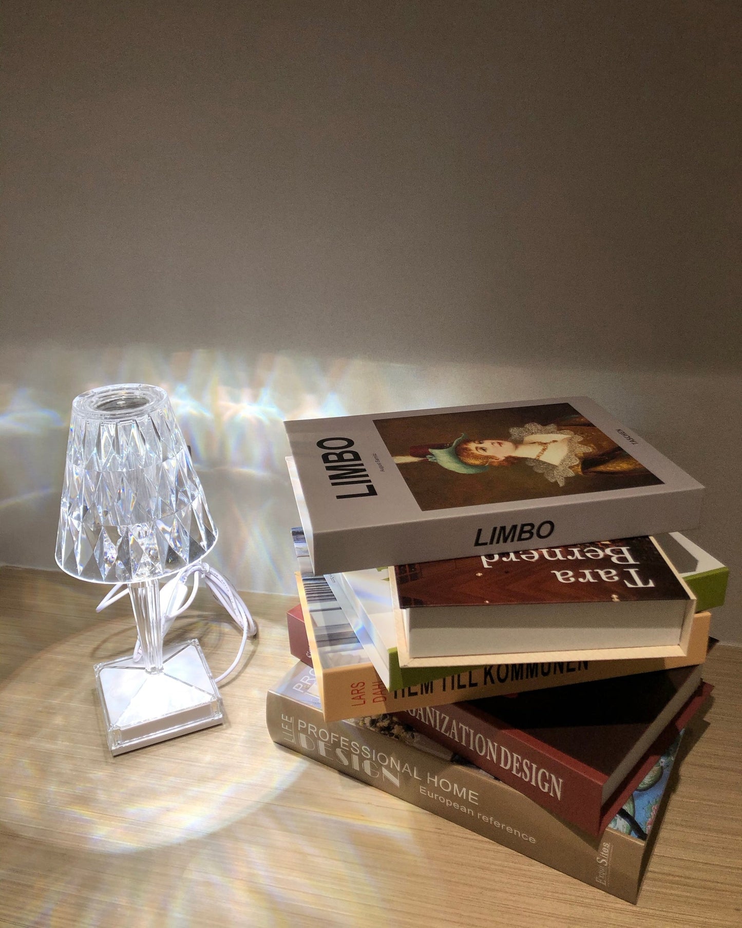 SparkleBeam - Modern LED Lamp with a Touch of Glamour