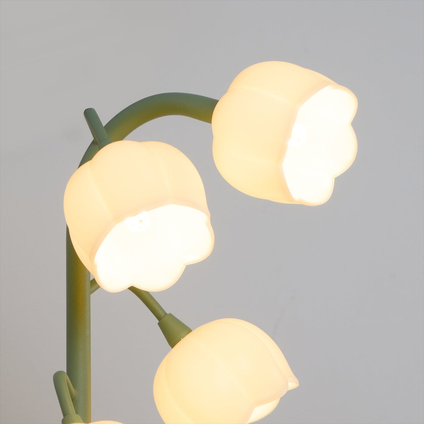 FloraLuxe – Luminaire d'intérieur au design raffiné d'orchidée