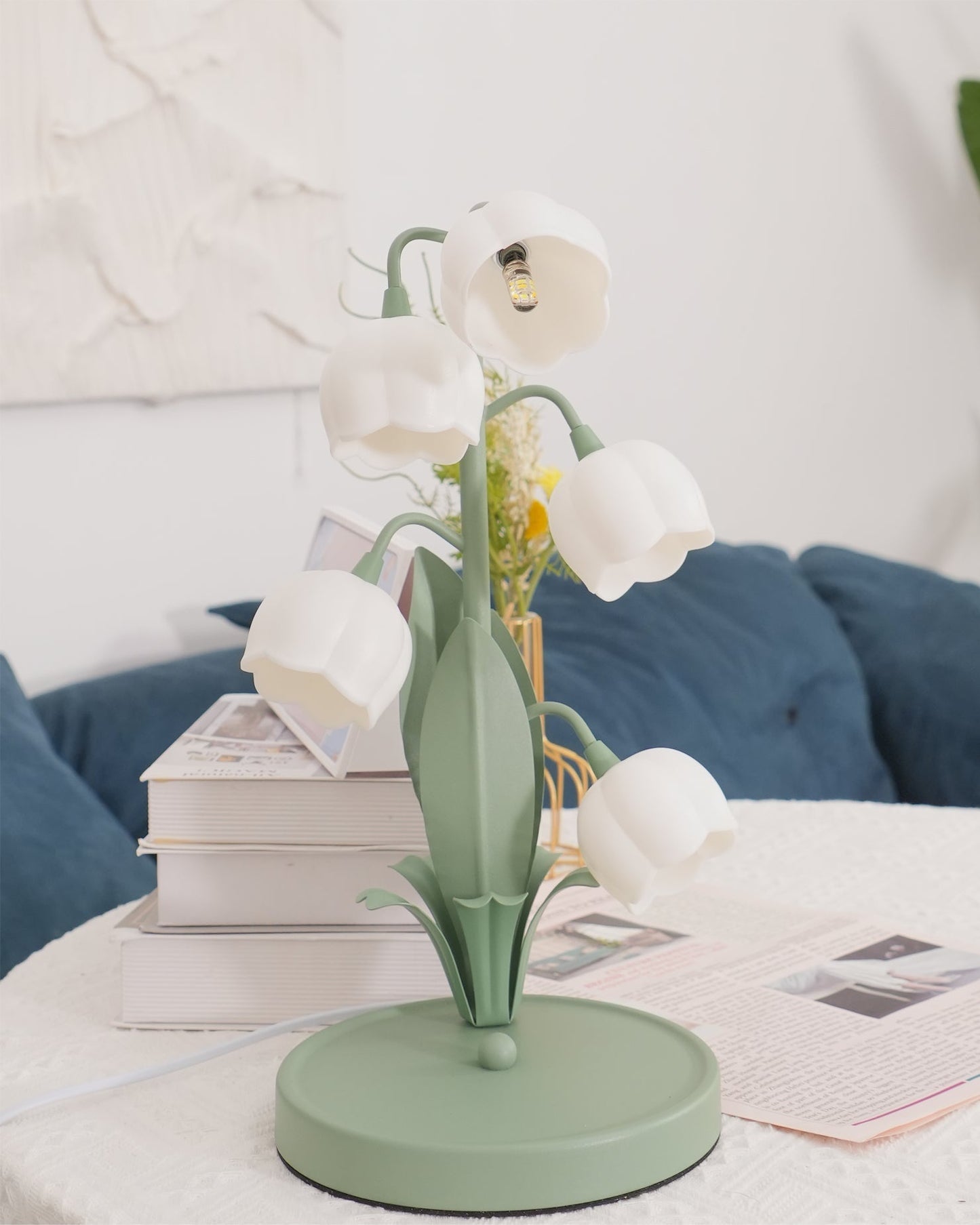 FloraLuxe – Luminaire d'intérieur au design raffiné d'orchidée