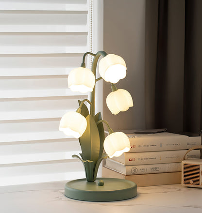 FloraLuxe – Luminaire d'intérieur au design raffiné d'orchidée