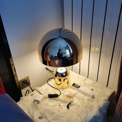 WarmGlow - Elegant Light Lamp