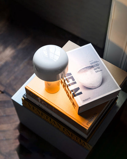 EcoGlow – Lampada da Tavolo LED Ricaricabile con Design Portatile
