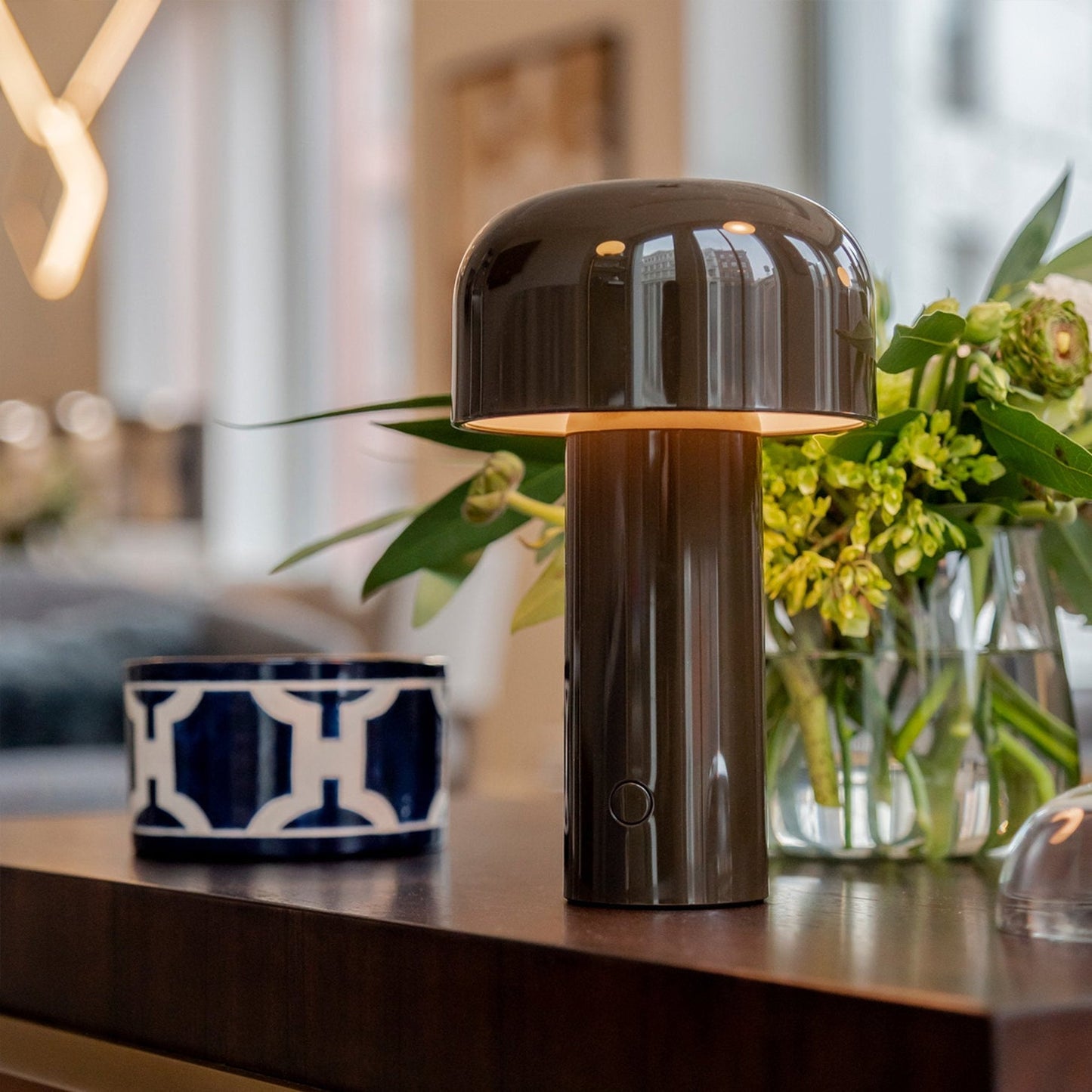 EcoGlow – Lampada da Tavolo LED Ricaricabile con Design Portatile