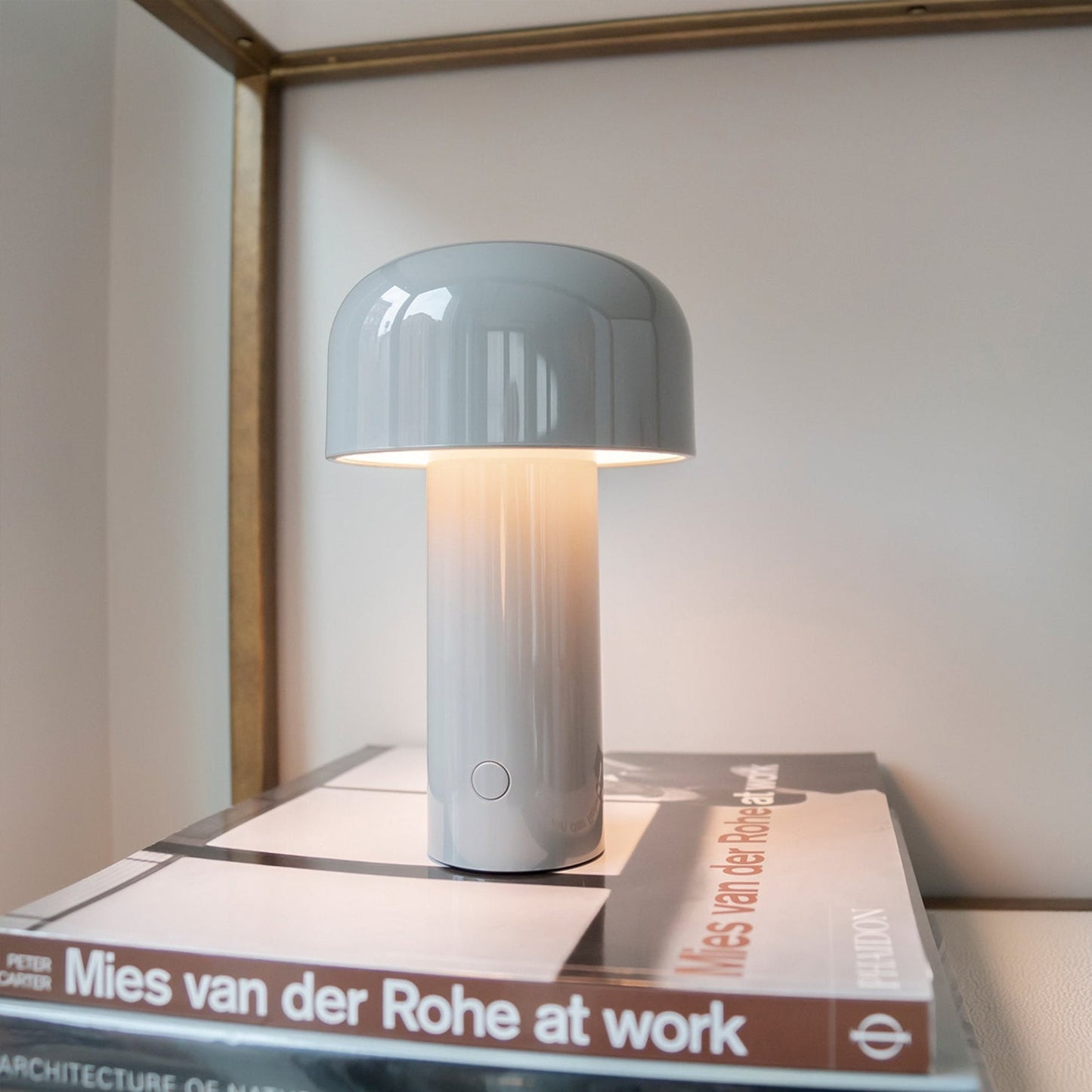 EcoGlow – Lampada da Tavolo LED Ricaricabile con Design Portatile