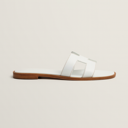 Black Flat Sandals for Women with Adjustable Straps and Ergonomic Footbed – Stylish Cut Out Design 5