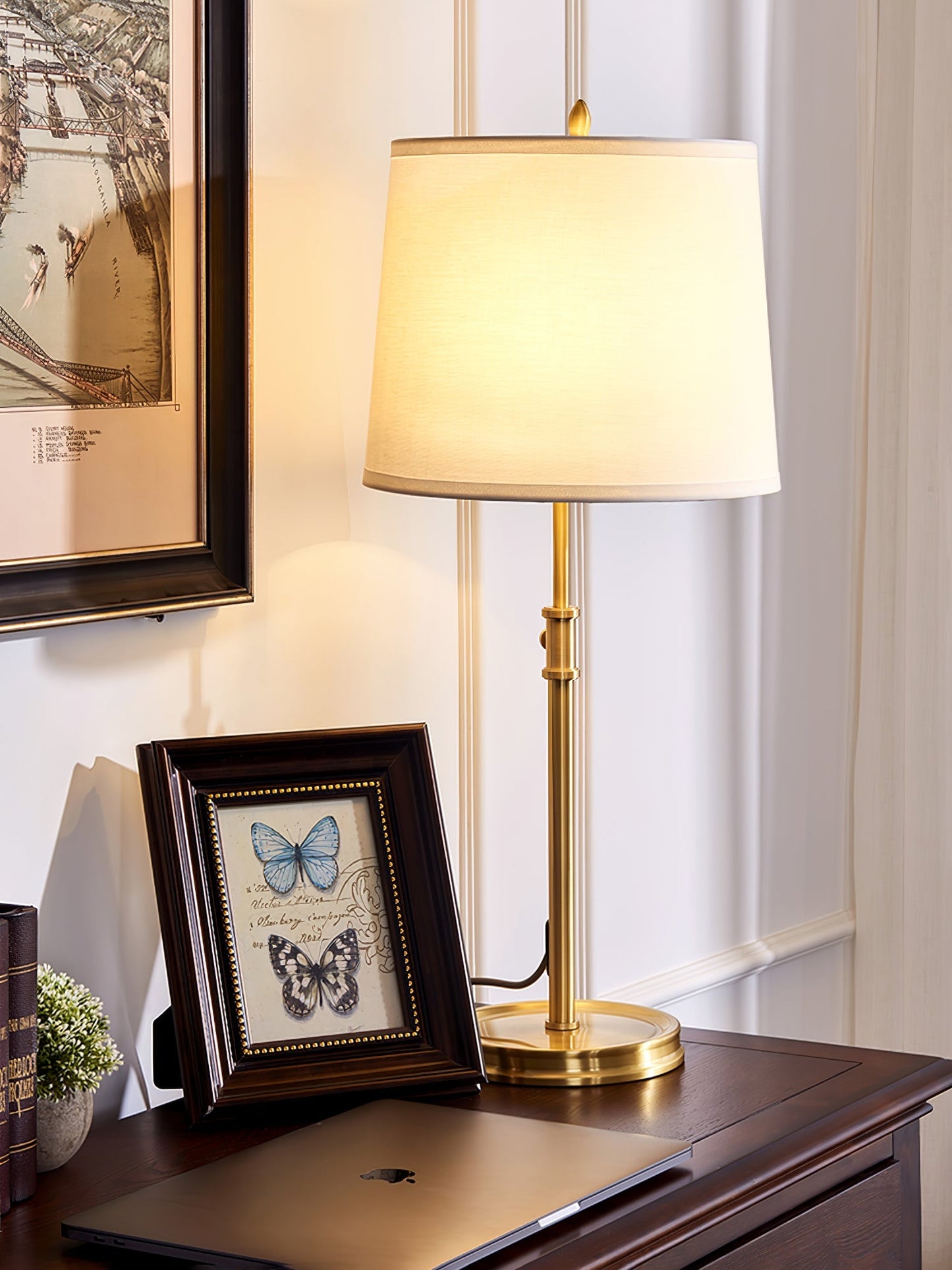 LuxeGlow – Classic Brass Table Lamp with Linen Shade