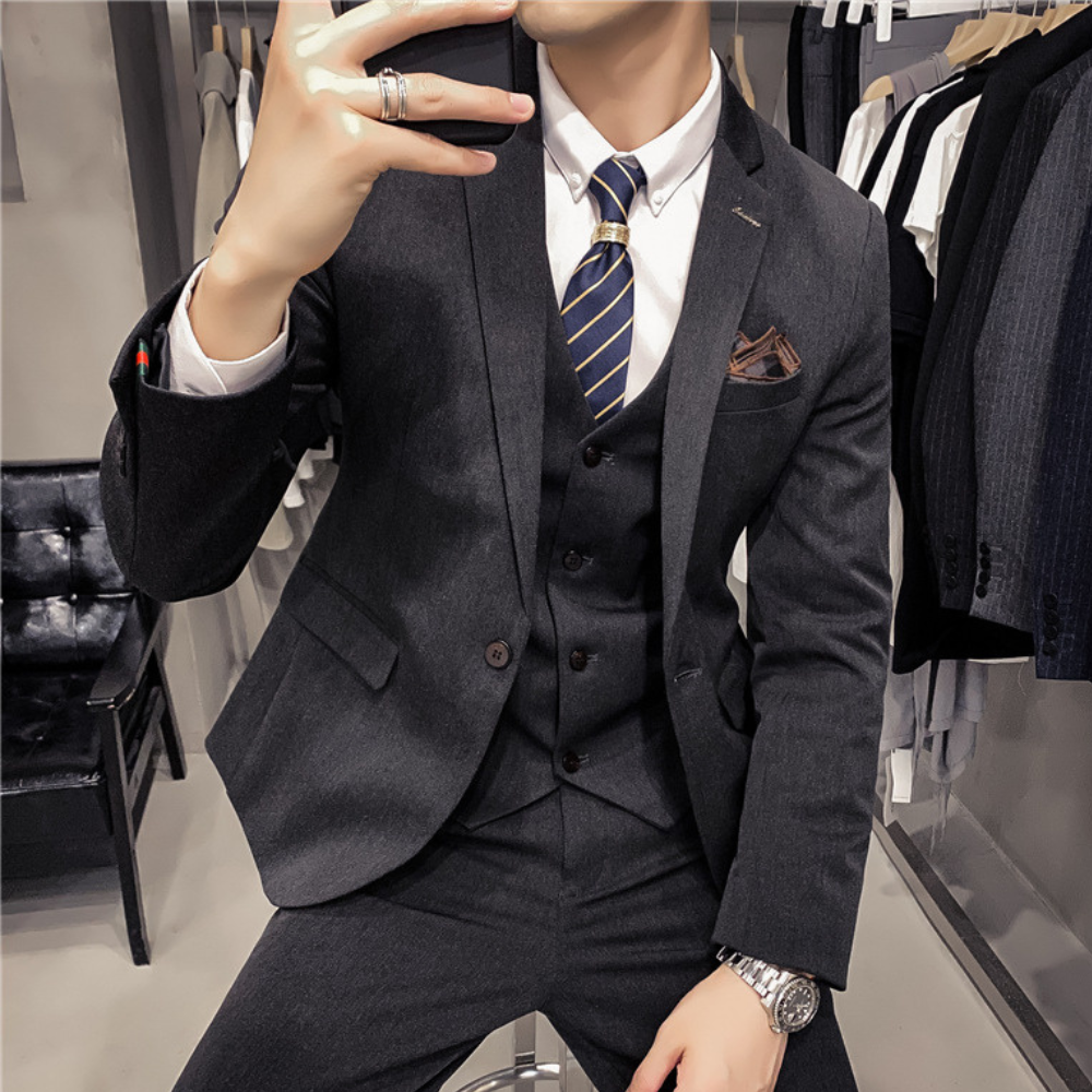 Variant image for Nikola - Luxury Three-Part Men's Suit Set for Comfort, Style & Versatility-11