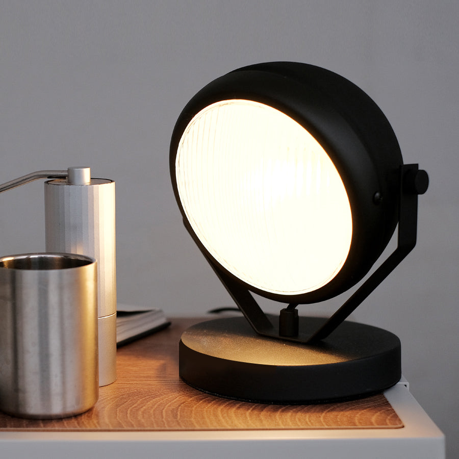 GlassMetal – Lampada da Tavolo LED Moderna con Design Elegante
