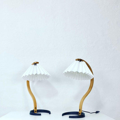 CapriGlow – Refined Scandinavian Table Lamp