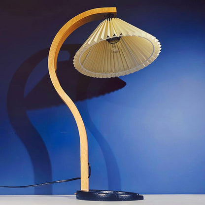 CapriGlow – Refined Scandinavian Table Lamp