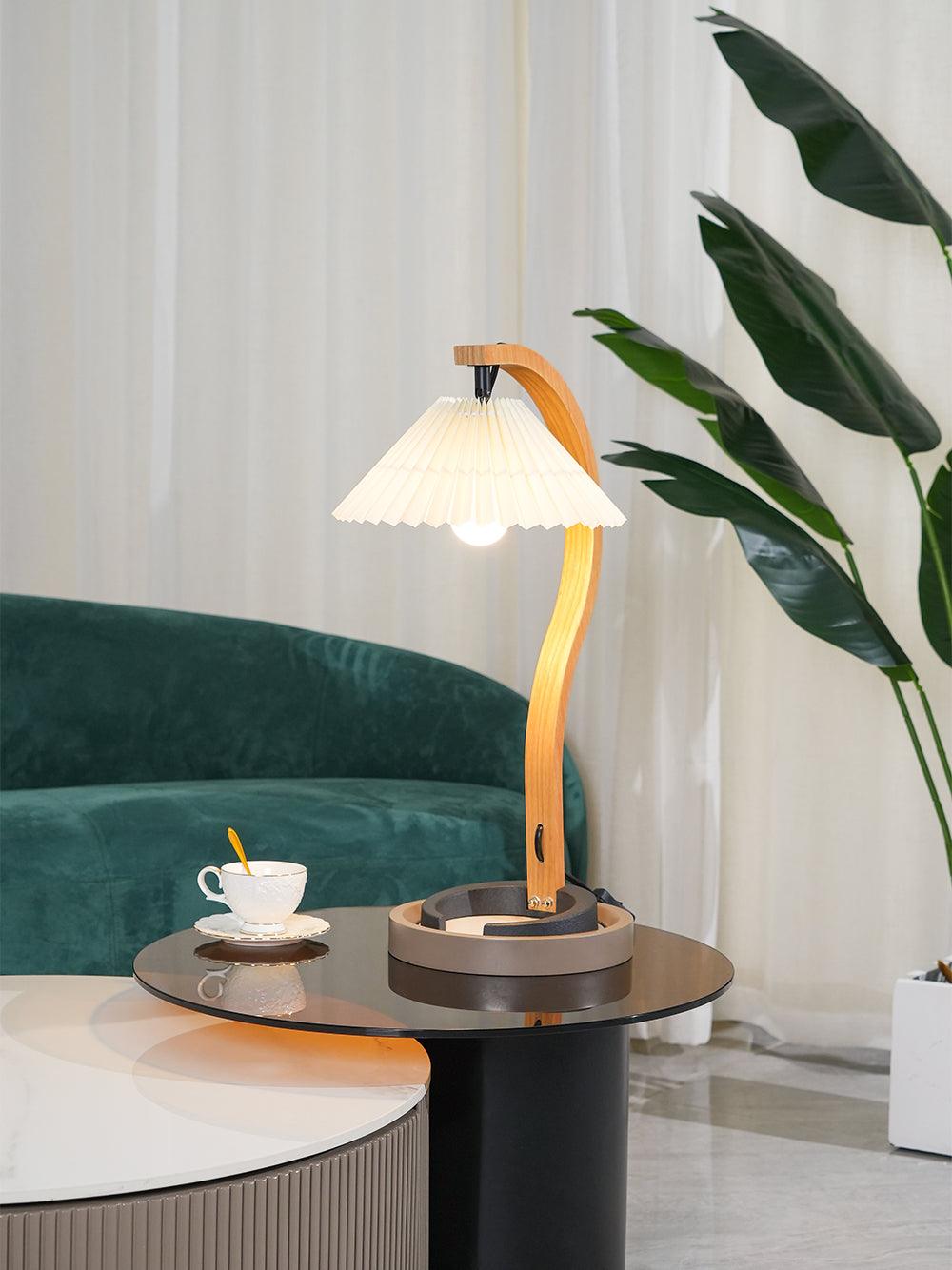 CapriGlow – Refined Scandinavian Table Lamp