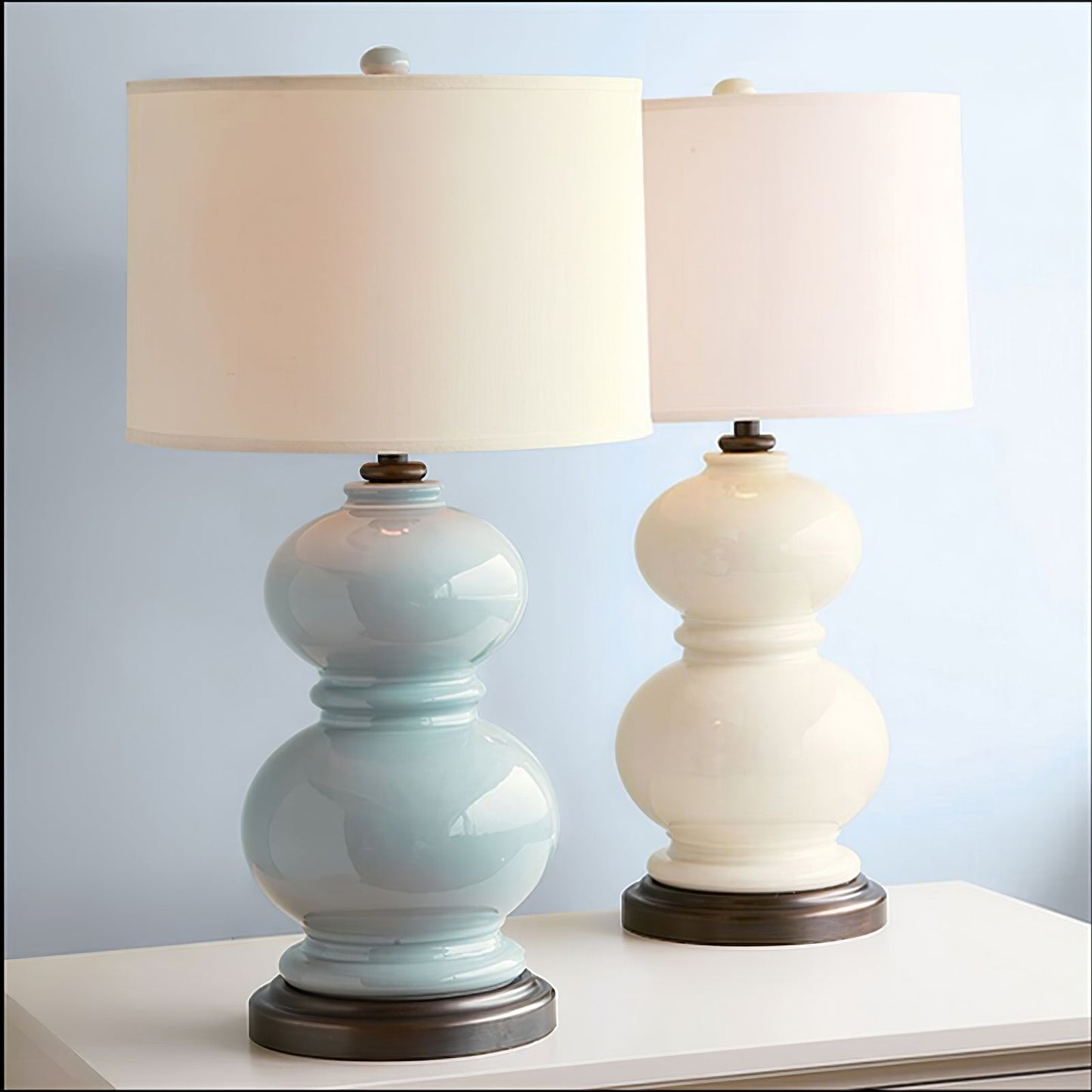 CeramicSphere - Table Lamp with Gourd-Inspired Shape and Cozy Radiance