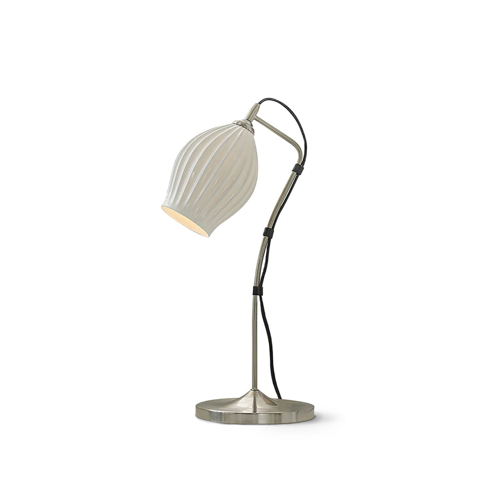 LumeCurve – Lámpara de Mesa de Cerámica Elegante con Textura Estriada