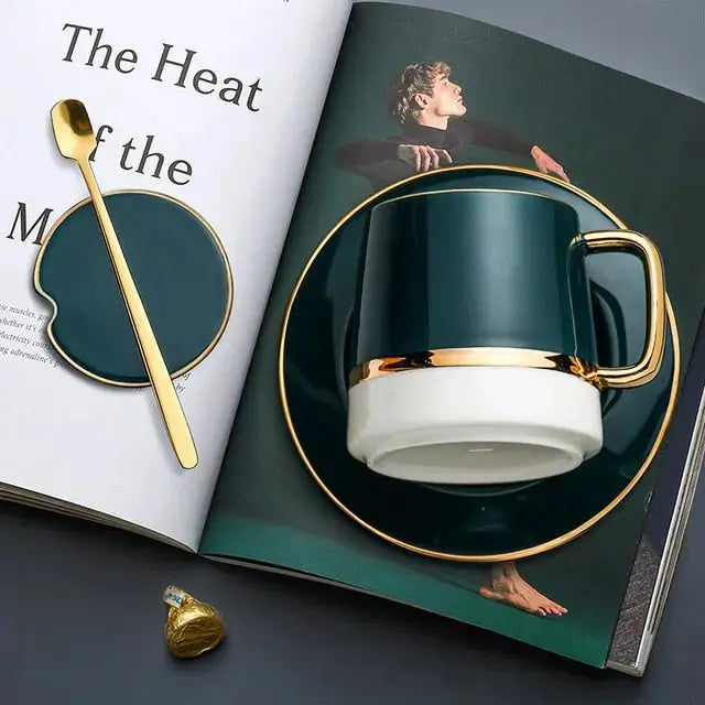 Ceramica | Elegant Durable Ceramic Coffee Mug Set with Gold Accents 7