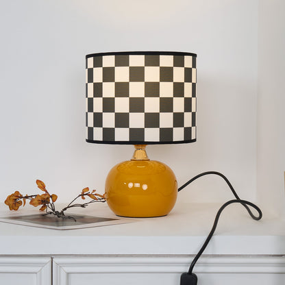 CubeAura - Elegant Geometric Table Lamp