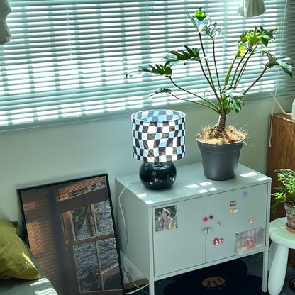 CubeAura - Elegant Geometric Table Lamp
