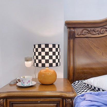CubeAura - Elegant Geometric Table Lamp