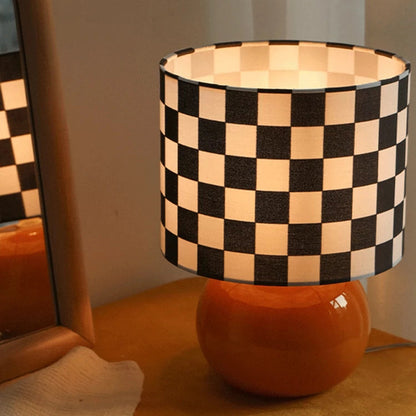 CubeAura - Elegant Geometric Table Lamp