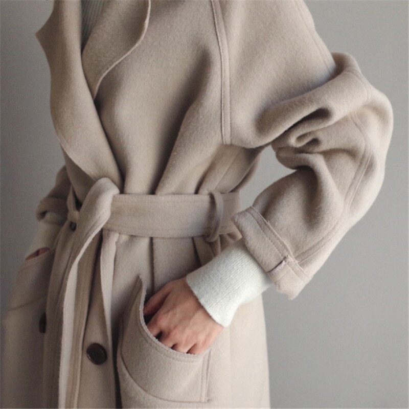 Clara | Stylish Tailored Longline Coat with Oversized Lapels for Women 1