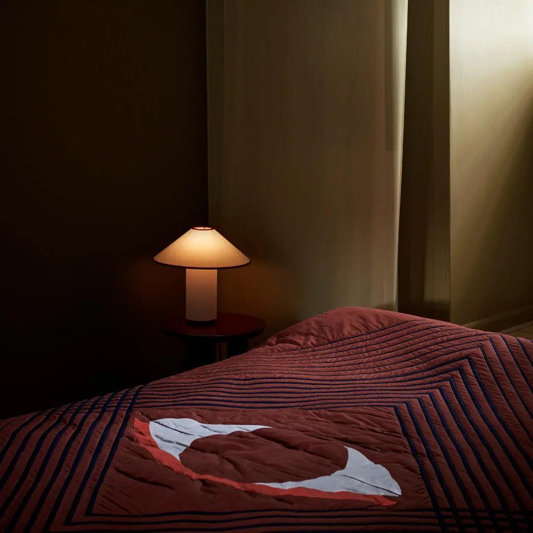 LuxeBeam - Elegant and Modern Table Lamp
