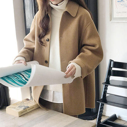 Cozy Mid-Length Women's Coat with Button Closure – Loose Fit, Non-Stretchable, Winter Essential 1