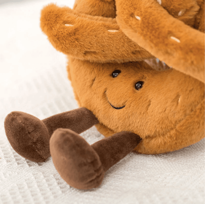 CroissantCuddle | Adorable Soft Plush Toy Pretzel Bread Companion 2