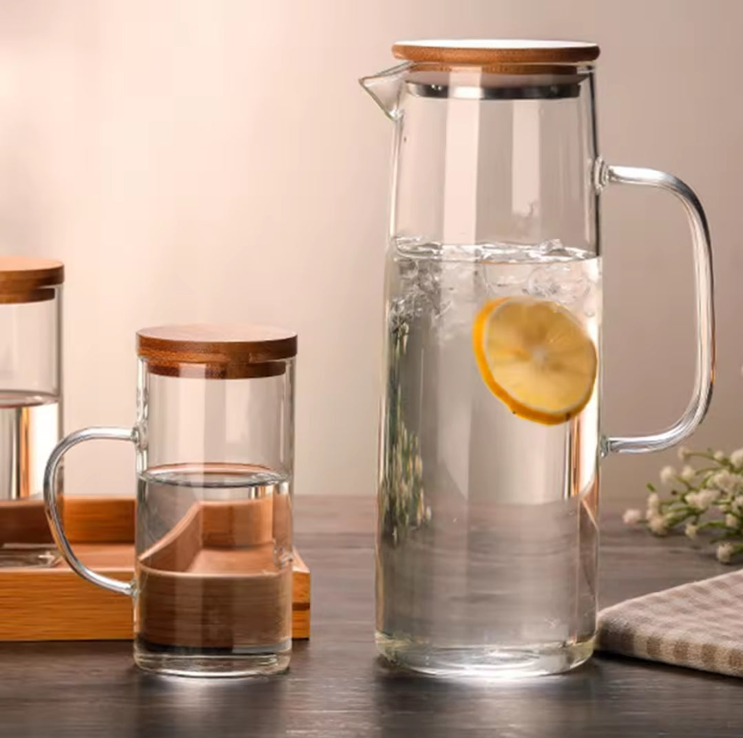 CrystalPure | Elegant Heat-Resistant Glass Jug with Bamboo Lid 1